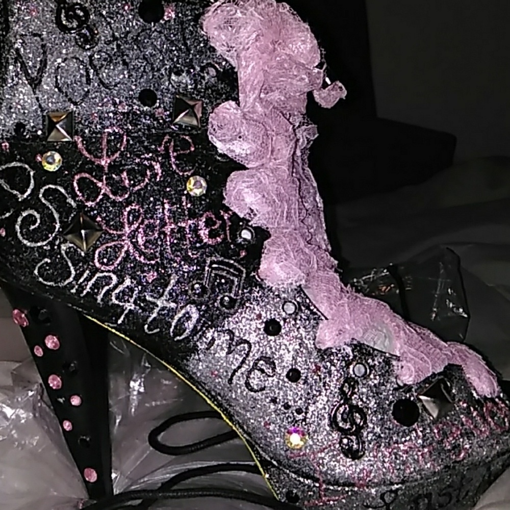 Open toe boots/shoes - Picture 4 of 8